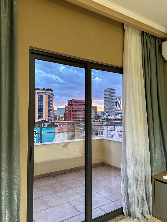 Amos City Center Apartment Tiran Dış mekan fotoğraf